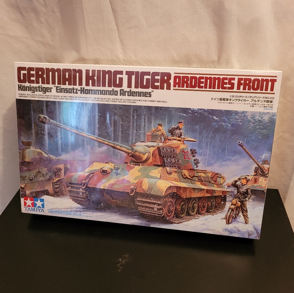 Tamiya German King Tiger Ardennes Front 1/35 Tank Model Kit 35252-3300
